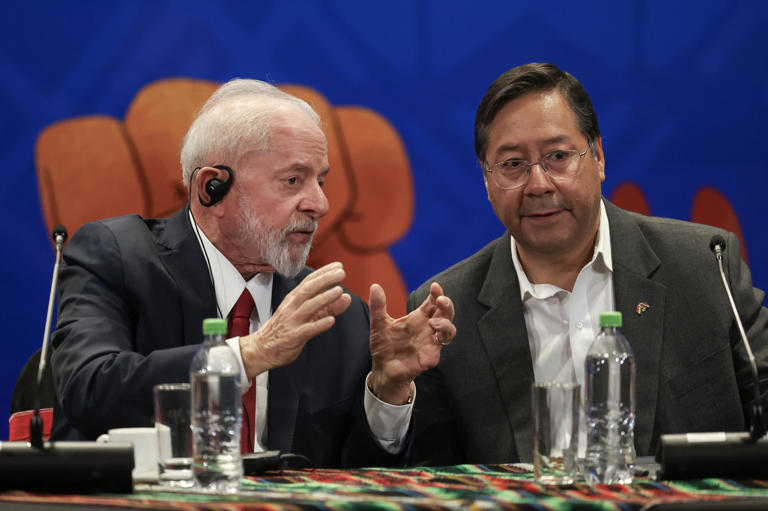 Bolivia y Brasil avanzan en el tren bioceánico y una planta binacional de&nbsp;urea