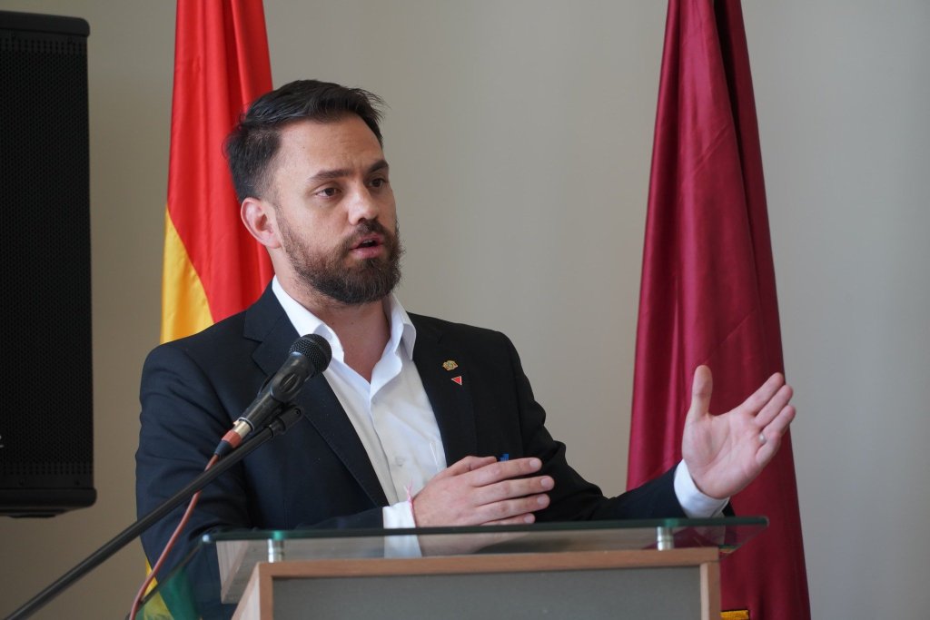 Del Castillo pide «no desesperar» y afirma que se cumplirá la orden de aprehensión de&nbsp;Evo