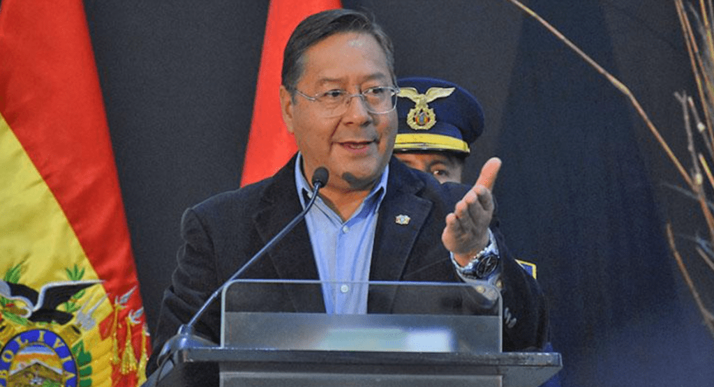 El Presidente asegura que le demuestra al mundo cómo se maneja la&nbsp;economía