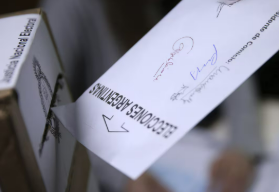Evo apuesta a que los votos blancos y nulos superen el 50%